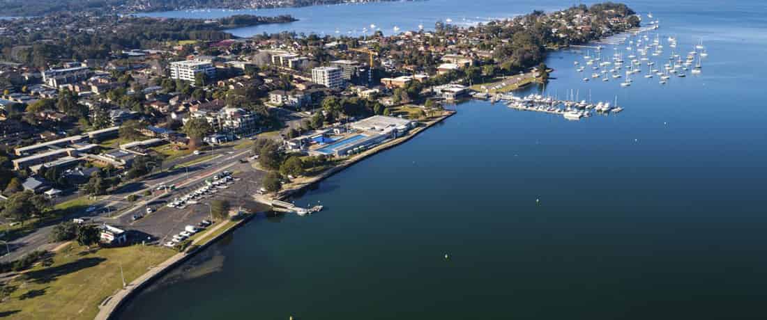 Gosford-with-view-of-the-waterfront-CityCoast-Removals-Gosford-Removalist